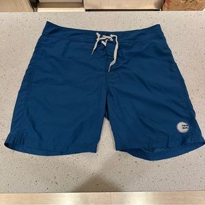 Billabong Board shorts W34